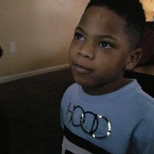 Meet your Posher, Donielle